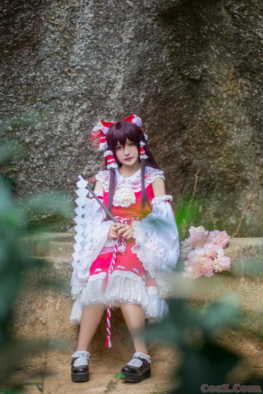 田野里的向日河野春花原来是个法师！