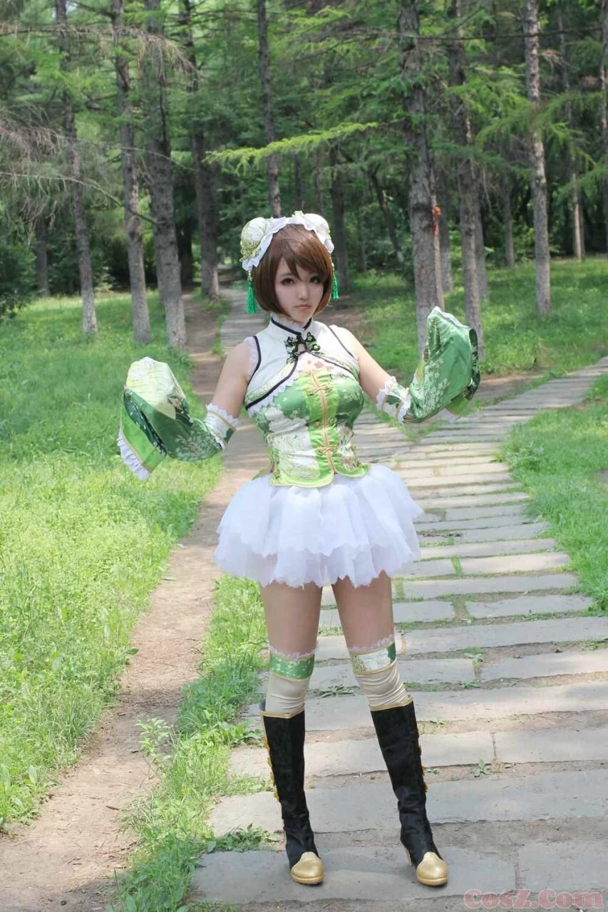 妮可旗袍觉醒很久之前的片子了！