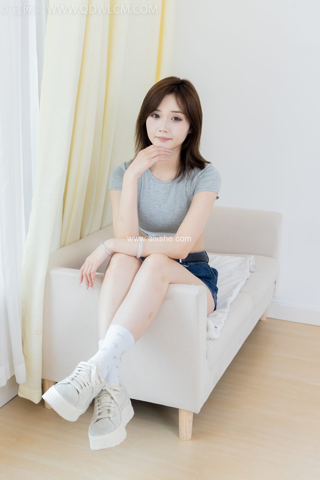 勿恋传媒 NO.2404 橙子-栀子花香