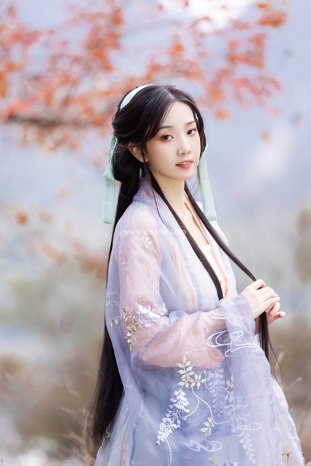 [YITUYU艺图语]2023.03.25 又一秋 芝芝琪