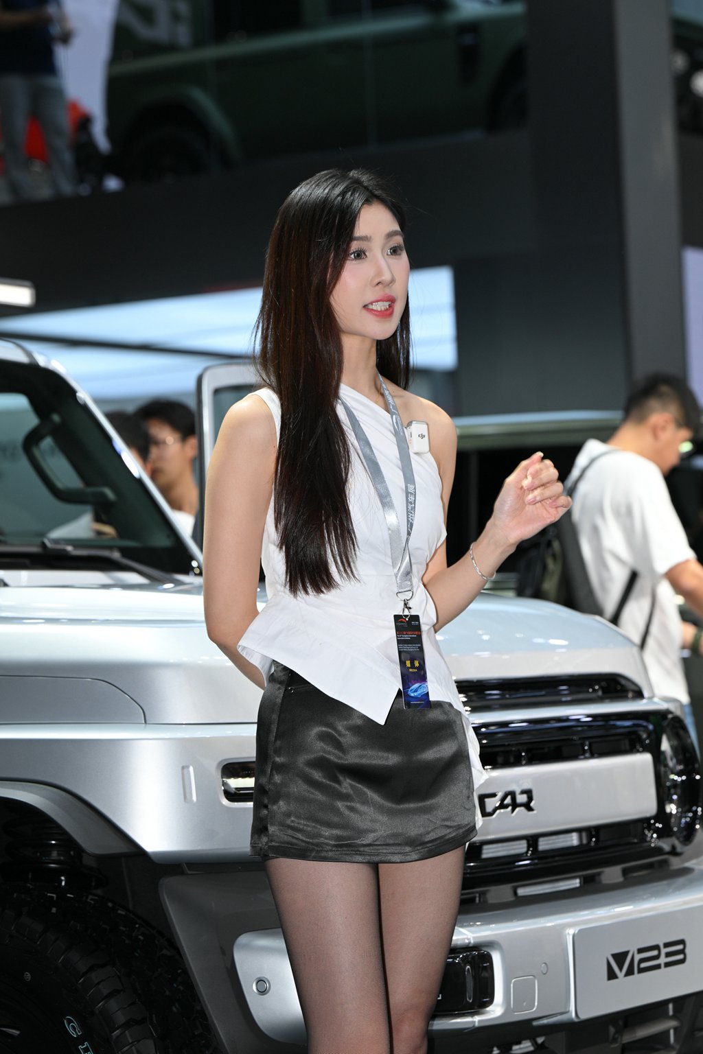 精选街拍作品 NO.2510 魅力嘿丝高跟嫩模