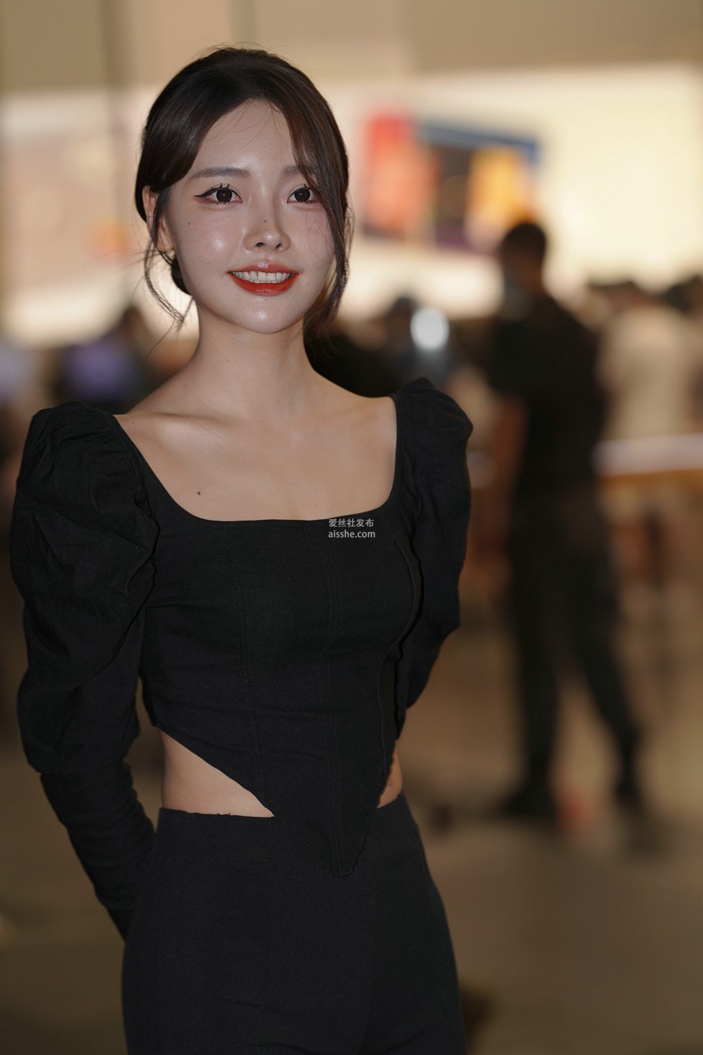 精选街拍作品 NO.2364 复古的黑色系搭配