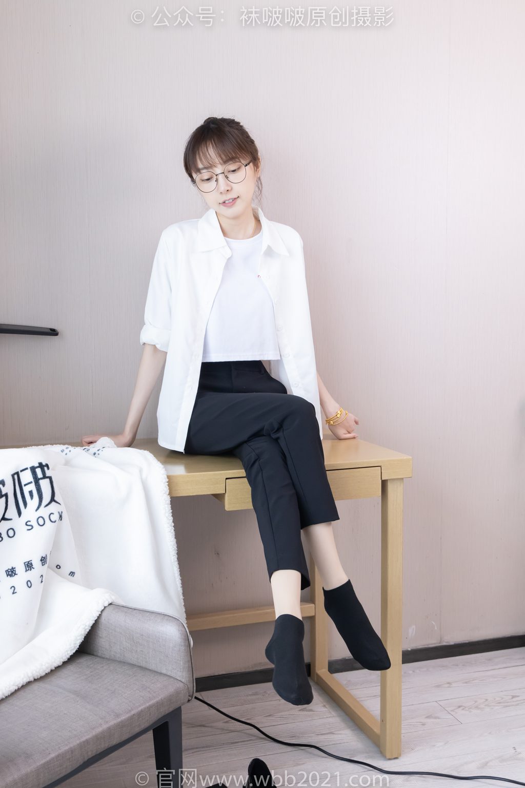 [BoBoSocks袜啵啵] NO.535 稚予-高跟鞋、皮鞋、黑棉袜、薄肉丝（脚尖加固款）裤里丝（花絮版）