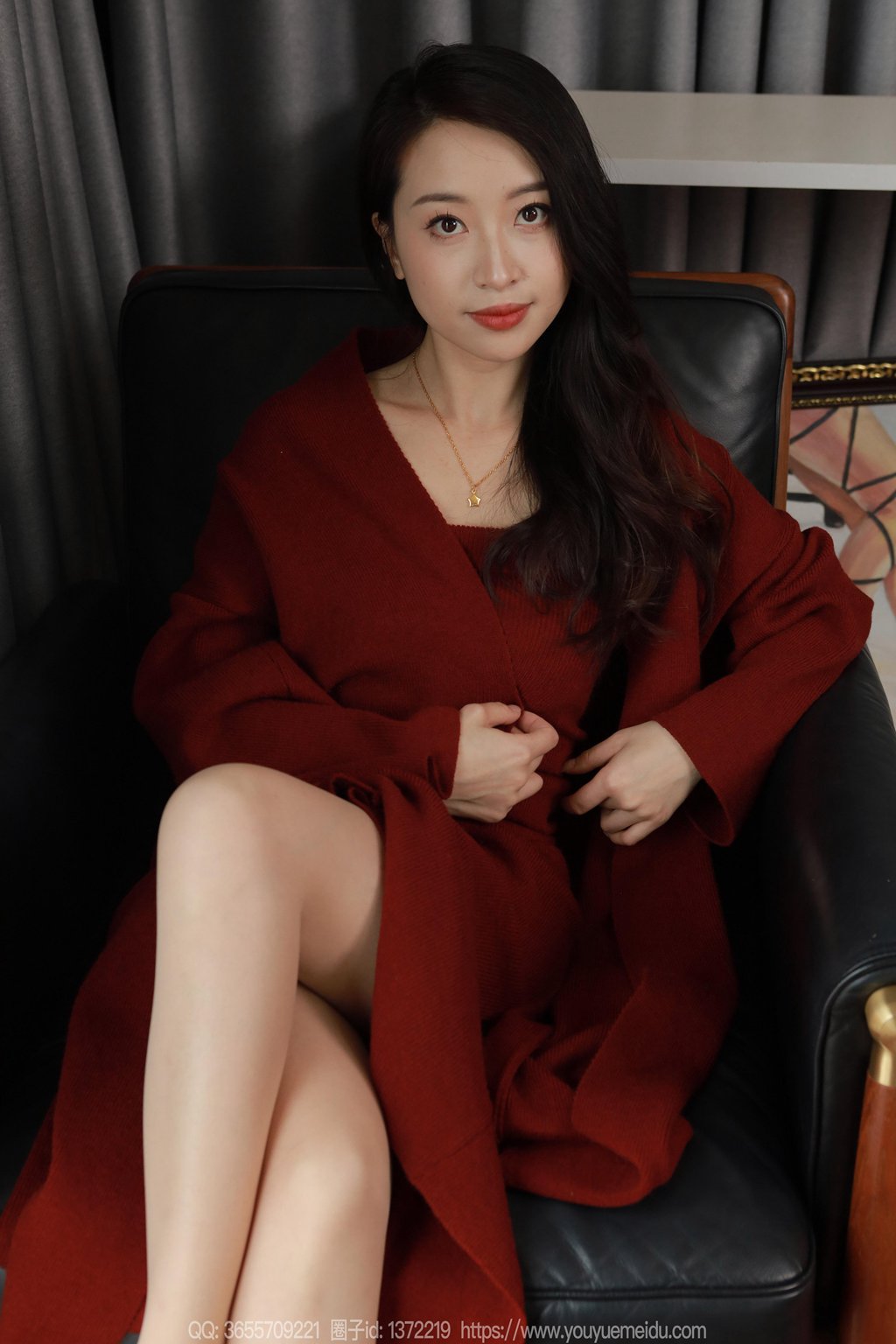 [IESS异思趣向] 2025.01.31 丝享家 1965 小婕《红色针织裙（下）》