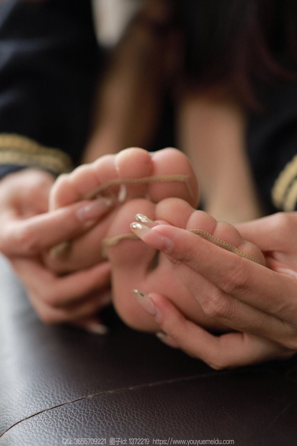 [IESS异思趣向] 2025.01.06 丝享家 1943 兔兔《白色靴子（下）》